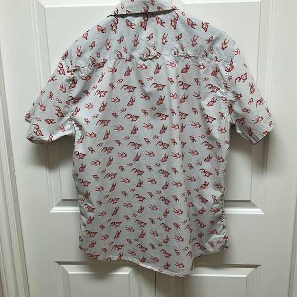 Rebel James & Charli 100% cotton button down short sleeve shirt, gold fish - Picture 6 of 7
